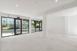 216 NW 11th St, Miami, FL à louer Photo intérieure– Image 1 sur 5