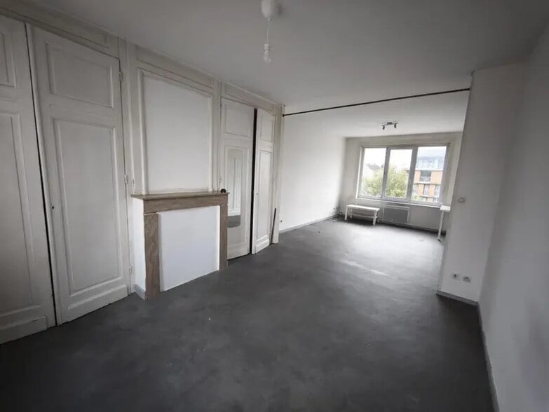 Local commercial dans Lille à vendre - Photo intérieure – Image 1 sur 3