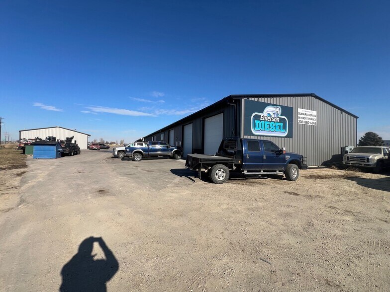 4012 E Linden St, Caldwell, ID à louer - Photo de l’immeuble – Image 2 sur 5