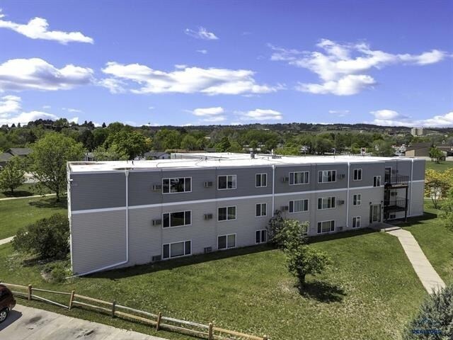 426 & 434 E Fairmont Blvd, Rapid City, SD à vendre - Photo de l’immeuble – Image 2 sur 18