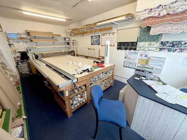 3A Gorsfach, Llangennech à vendre - Photo de l’immeuble – Image 2 sur 17