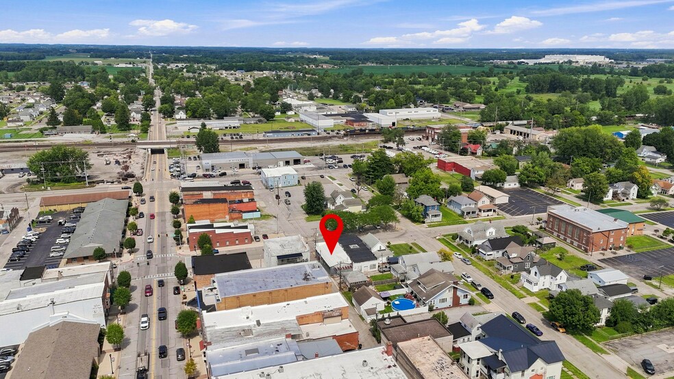115 E King St, Garrett, IN à vendre - Photo de l’immeuble – Image 2 sur 32