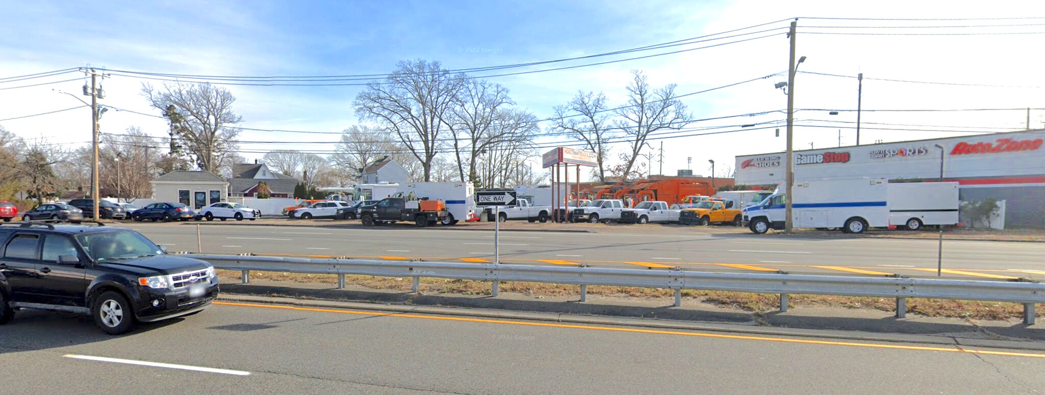 50 Sunrise Hwy, Massapequa, NY à vendre Photo principale– Image 1 sur 9