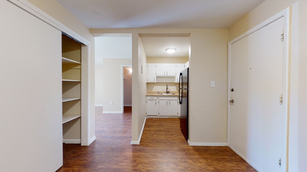 2345-2365 Emporia St, Aurora, CO à vendre - Numérisation 3D Matterport – Image 3 sur 41