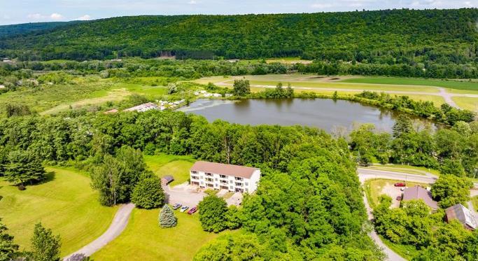 114 Cassie Dr, Norwich, NY à vendre - Photo de l’immeuble – Image 3 sur 5