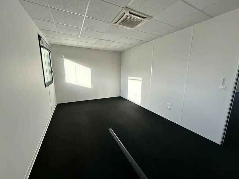 Bureau dans Reims à louer - Photo de l’immeuble – Image 3 sur 6