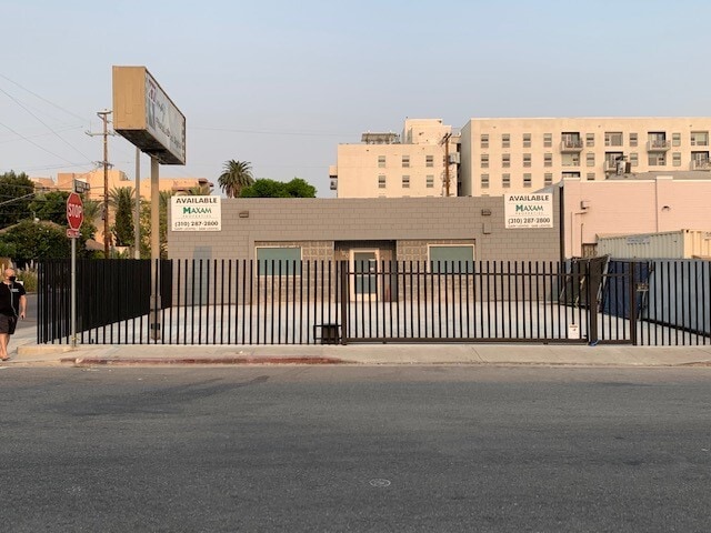 1160 N Las Palmas Ave, Los Angeles, CA à louer - Photo principale – Image 1 sur 10