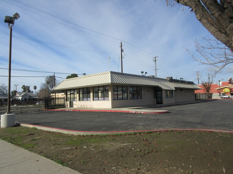 311 N Abby St, Fresno, CA à louer - Photo de l’immeuble – Image 2 sur 8