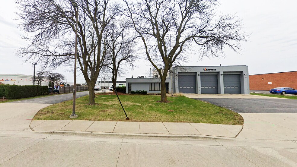1655 Greenleaf Ave, Elk Grove Village, IL à louer - Photo de l’immeuble – Image 2 sur 8