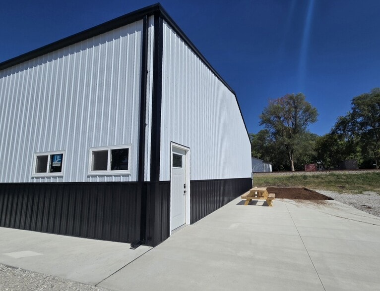 1460 Washington ave, Terre Haute, IN à louer - Photo principale – Image 2 sur 2