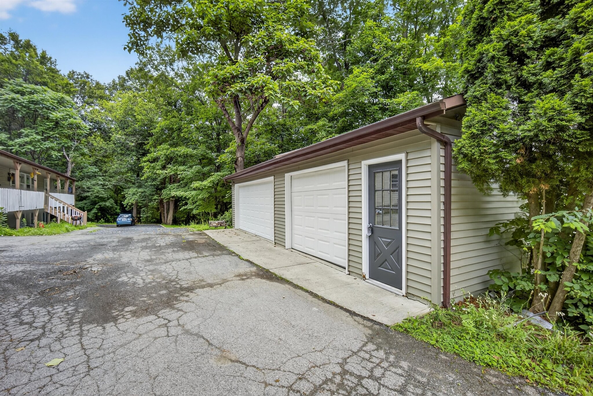 46 Peddler Hill Rd, Monroe, NY à louer Photo principale– Image 1 sur 4