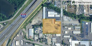 Plus de détails pour 5605-5621 NE 105th Ave, Portland, OR - Industriel/Logistique à louer