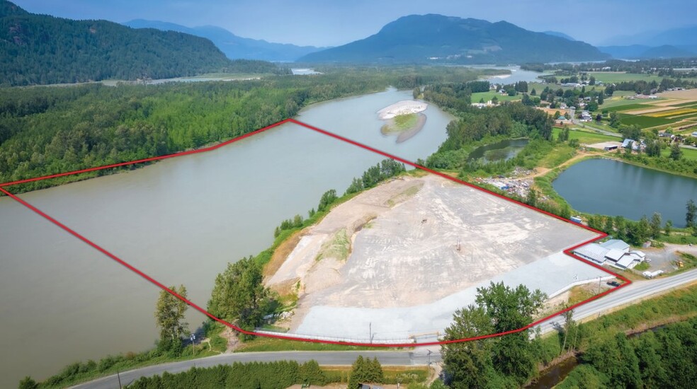 45746 Cartmell Rd, Chilliwack, BC à louer - Photo principale – Image 1 sur 1
