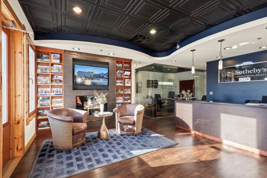 31955 Castle Ct, Evergreen, CO à louer - Photo de l’immeuble – Image 2 sur 34