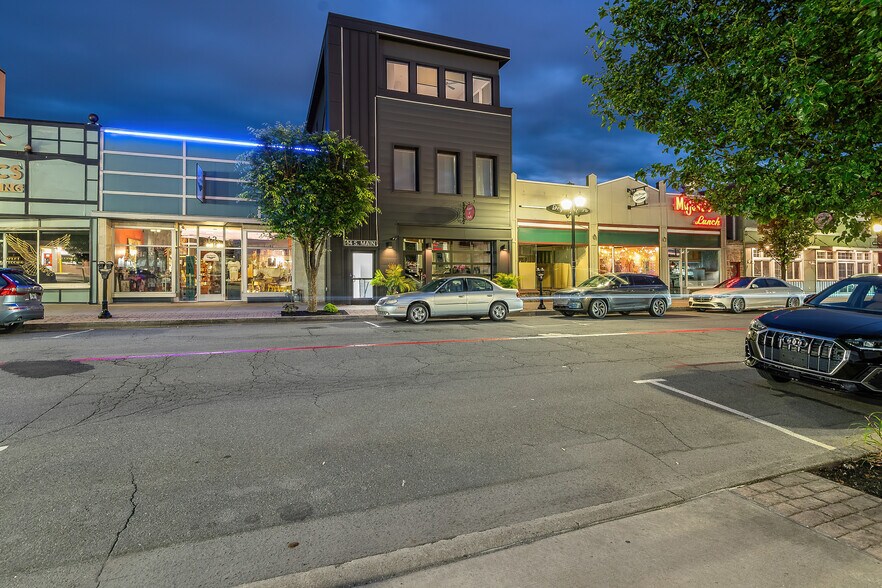 14 S Main St, Pittston, PA à louer - Photo de l’immeuble – Image 2 sur 31