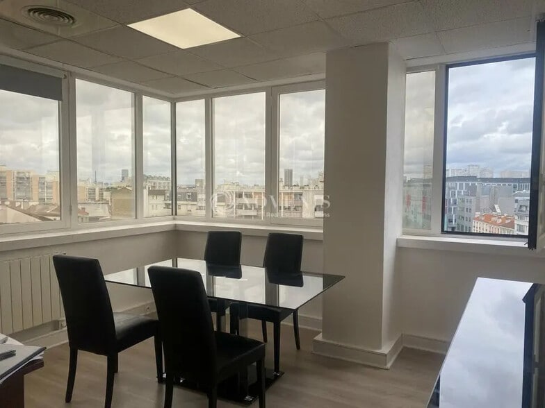 Bureau dans Le Kremlin-Bicêtre à vendre - Photo de l’immeuble – Image 2 sur 12