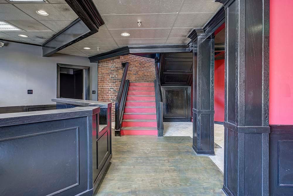 151 E Main St, Kingsport, TN à louer Photo intérieure– Image 1 sur 6