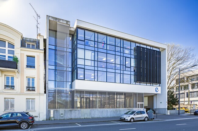 Plus de détails pour Bureau à louer