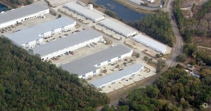 2615 Port Industrial Dr, Jacksonville, FL - VUE AÉRIENNE  vue de carte - Image1