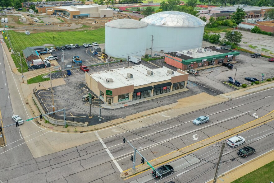10004 Gravois Rd, Saint Louis, MO à louer - Photo de l’immeuble – Image 2 sur 8