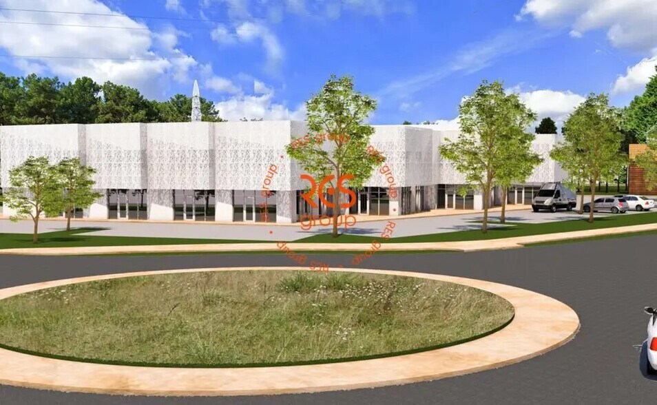 Local d'activités dans Saint-Aubin-de-Médoc à vendre - Photo de l’immeuble – Image 3 sur 9