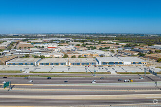3216-3308 Royalty Row, Irving, TX - VUE AÉRIENNE  vue de carte - Image1