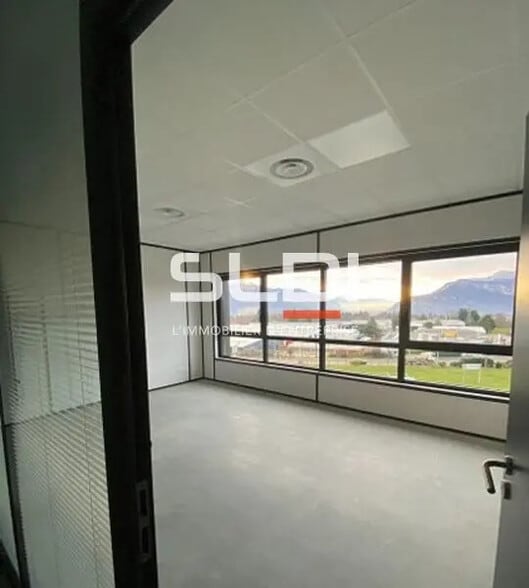 Bureau dans Valence à vendre - Photo de l’immeuble – Image 3 sur 6