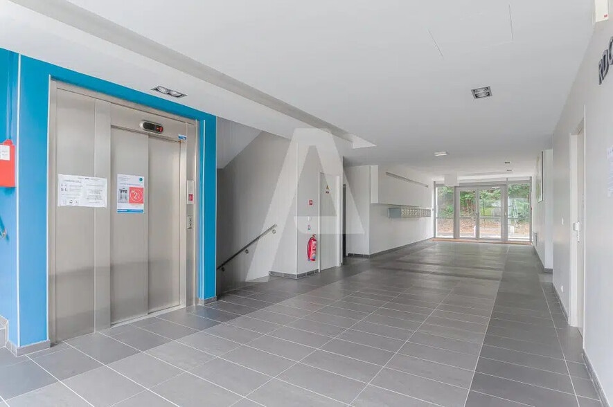 Bureau dans Orsay à vendre - Photo de l’immeuble – Image 3 sur 11