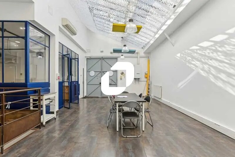 Bureau dans Paris à louer - Photo de l’immeuble – Image 2 sur 16