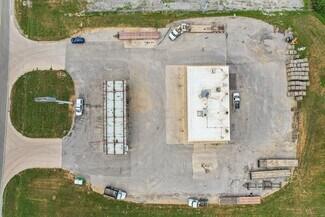 Plus de détails pour 402 W Johnson St, Pocahontas, IL - Local d’activités à vendre