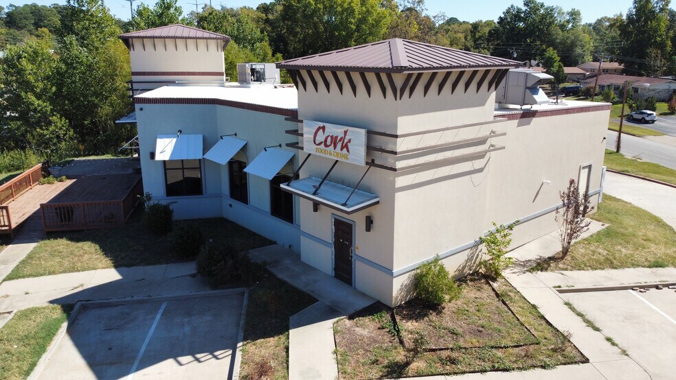 109 E Grande Blvd, Tyler, TX à louer - Photo de l’immeuble – Image 3 sur 14