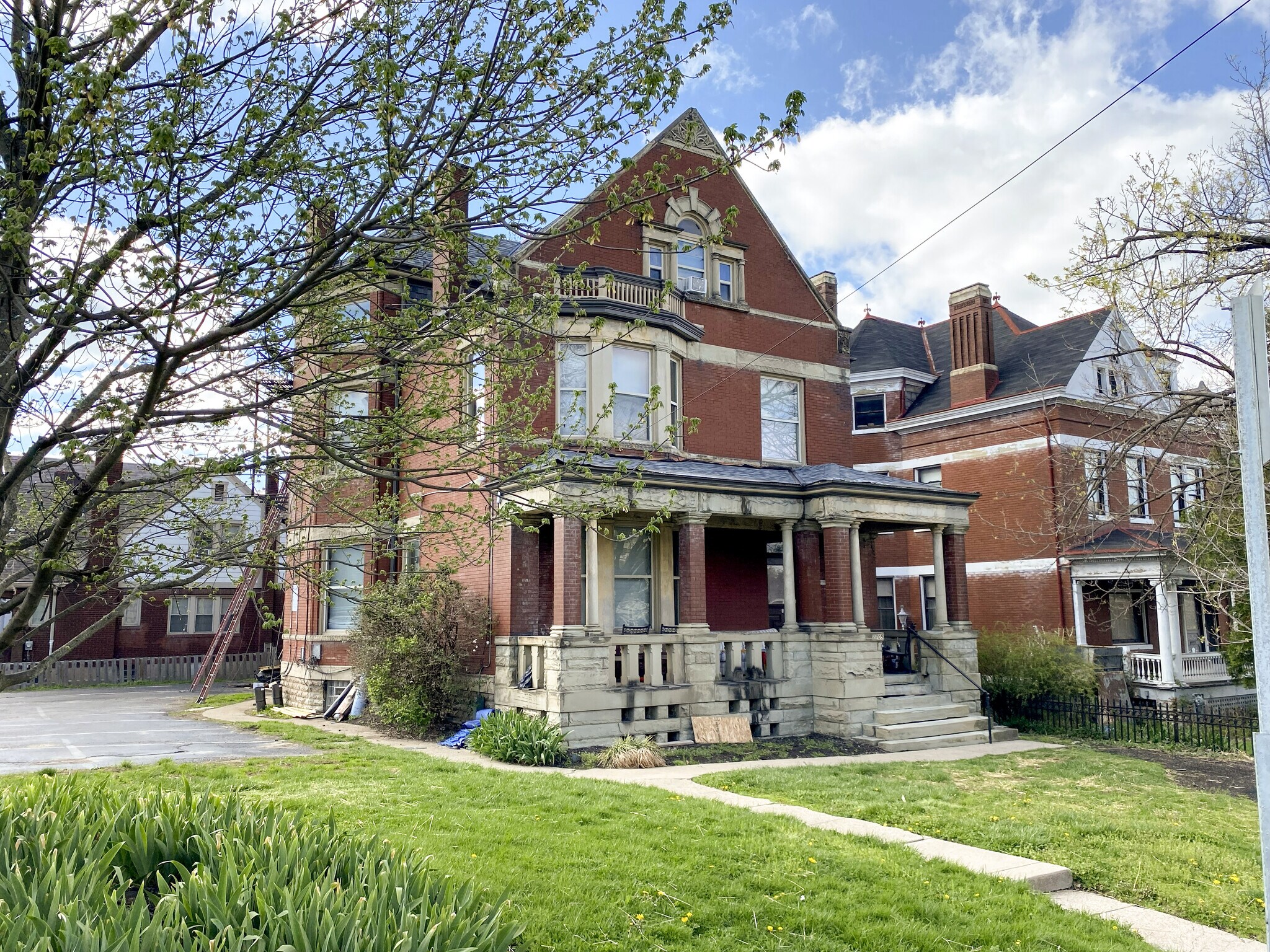2705 Eden Ave, Cincinnati, OH à vendre Photo principale– Image 1 sur 2