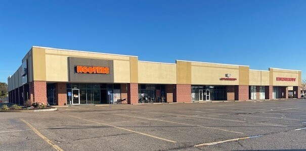 301-341 Market Pl, Fairview Heights, IL à louer Photo principale– Image 1 sur 4