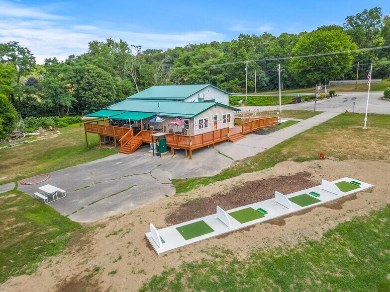 3277 E Lake Rd, Jamestown, PA à vendre - Photo de l’immeuble – Image 3 sur 5