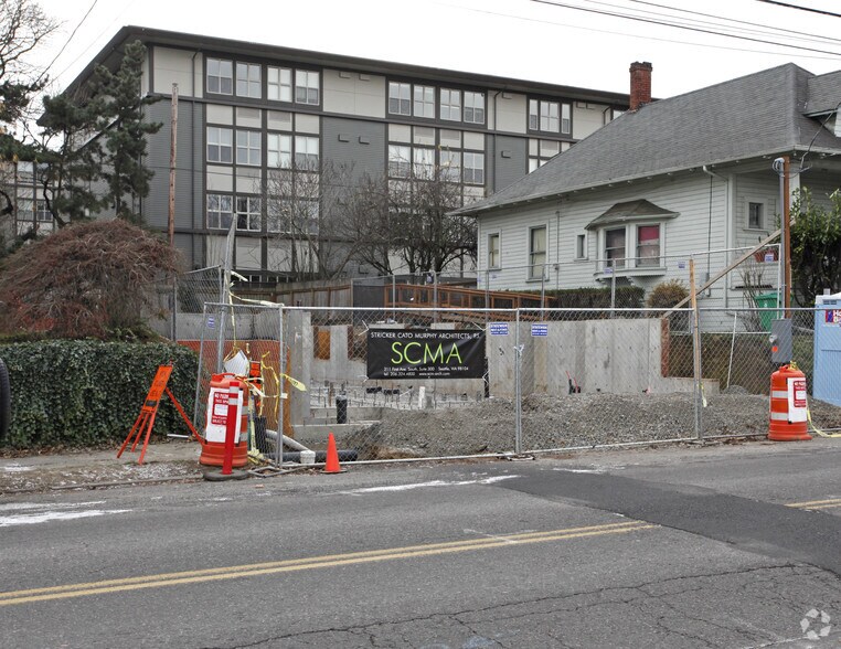 2250 NW Thurman St, Portland, OR à vendre - Photo de l’immeuble – Image 3 sur 10