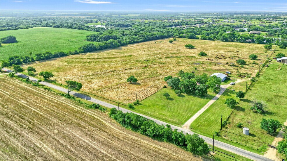 1730 Mackey Rd, Howe, TX à vendre - Photo de l’immeuble – Image 1 sur 11