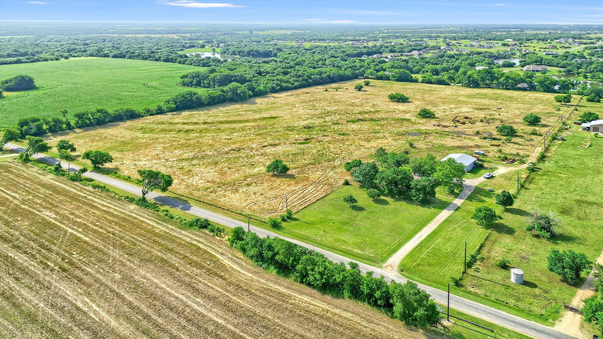 1730 Mackey Rd, Howe, TX à vendre Photo de l’immeuble– Image 1 sur 12