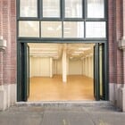 Clean - Street - Looking in