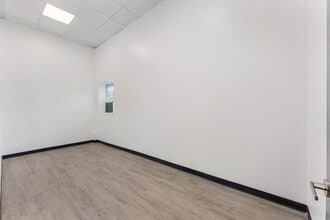 31-43 Merchant St, Newark, NJ à louer Photo intérieure– Image 2 sur 2