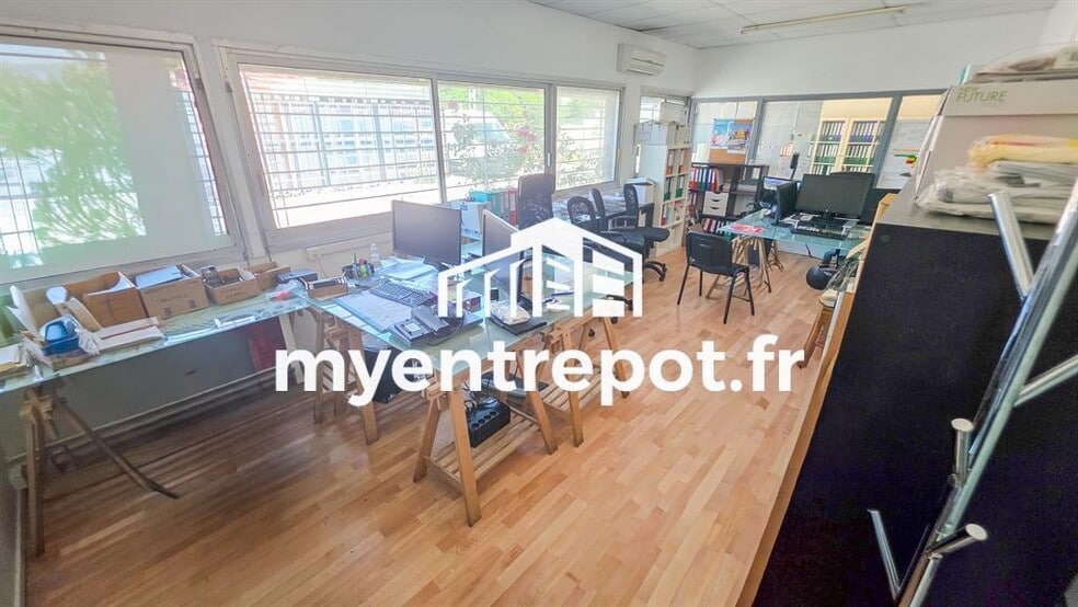 1163 Chemin De La Vallée, Aubagne à louer - Photo intérieure – Image 3 sur 5