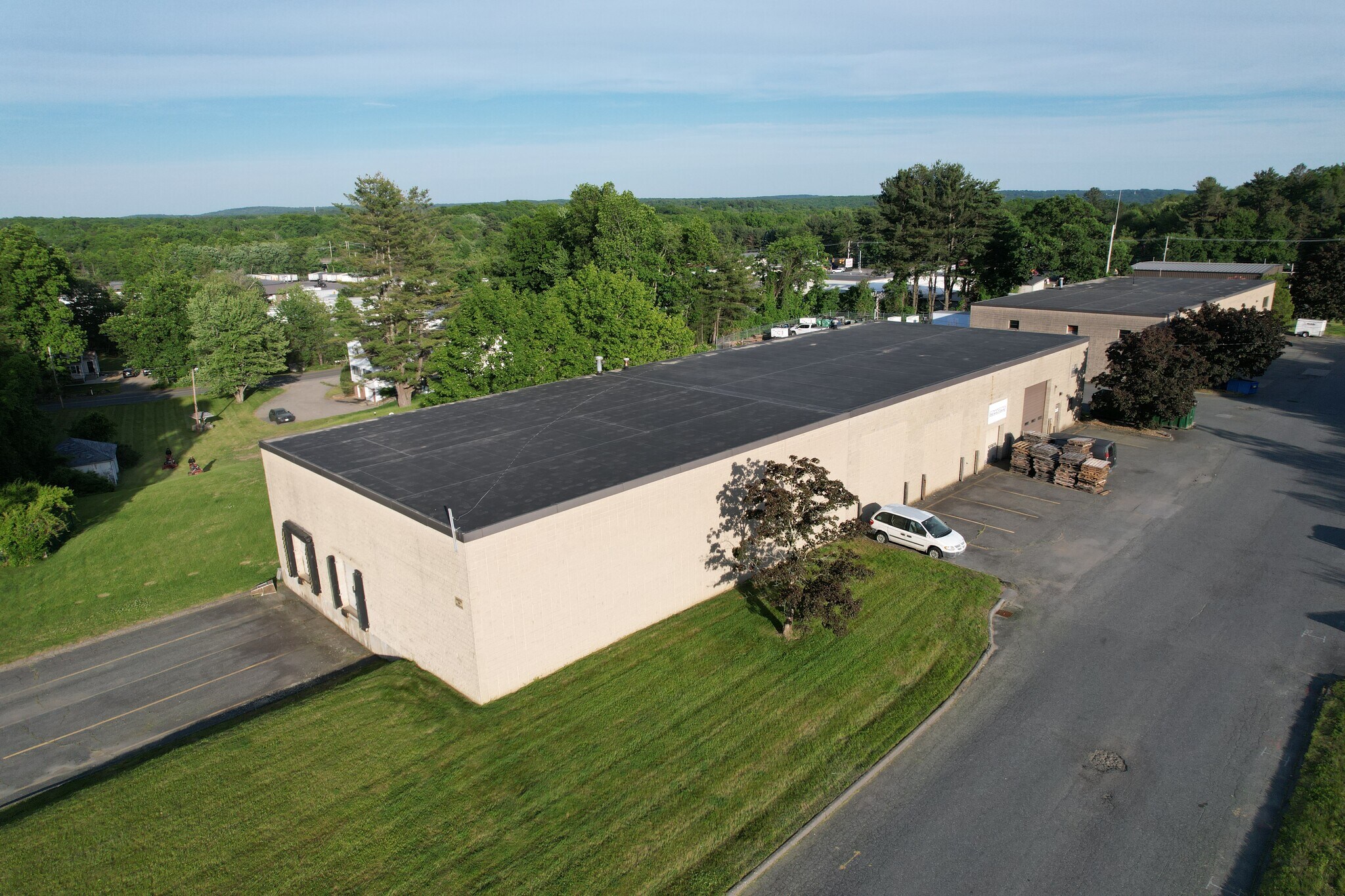297 Hartford Tpke, Shrewsbury, MA à louer Photo principale– Image 1 sur 6