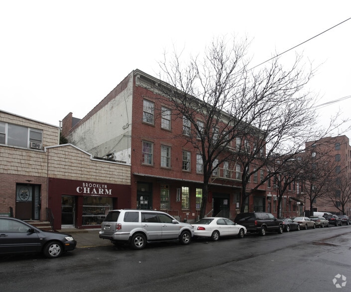 167 N 9th St, Brooklyn, NY à louer - Photo de l’immeuble – Image 2 sur 3