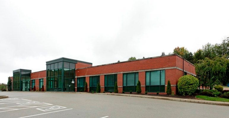 375 Valleybrook Rd, McMurray, PA à louer - Photo de l’immeuble – Image 2 sur 7