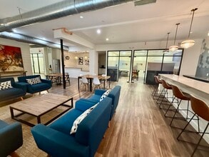 1145 Hightower Trl, Atlanta, GA à louer Photo intérieure– Image 1 sur 17