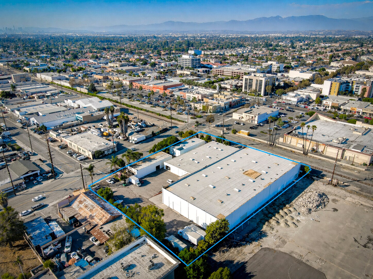 11400 Downey Ave, Downey, CA à vendre Photo principale– Image 1 sur 9
