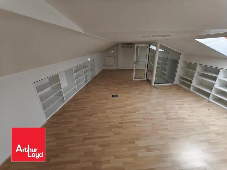 Bureau dans Chartres à louer - Photo de l’immeuble – Image 1 sur 10