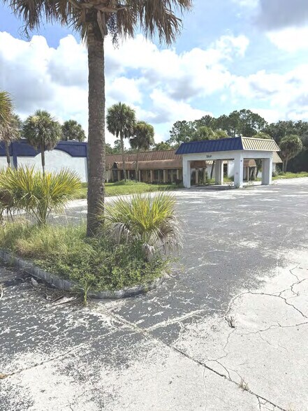 2801 E New York Ave, Deland, FL à vendre - Photo de l’immeuble – Image 3 sur 3