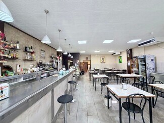 Plus de détails pour Local commercial à louer