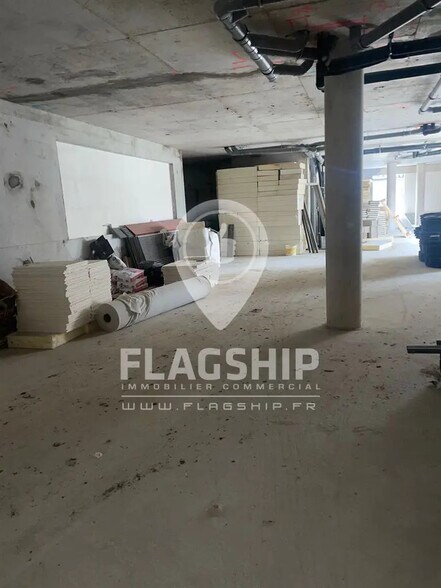Local commercial dans Cachan à louer - Photo de la construction – Image 2 sur 5