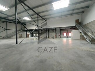 Plus de détails pour Local d'activités à louer